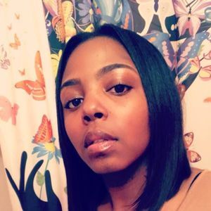 Meet your Posher, Christiana